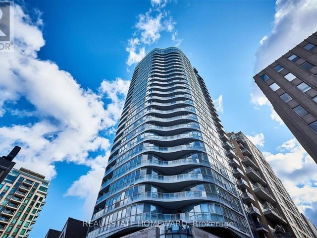 Minto Yorkville Park - 904 88 Cumberland Street - photo 2