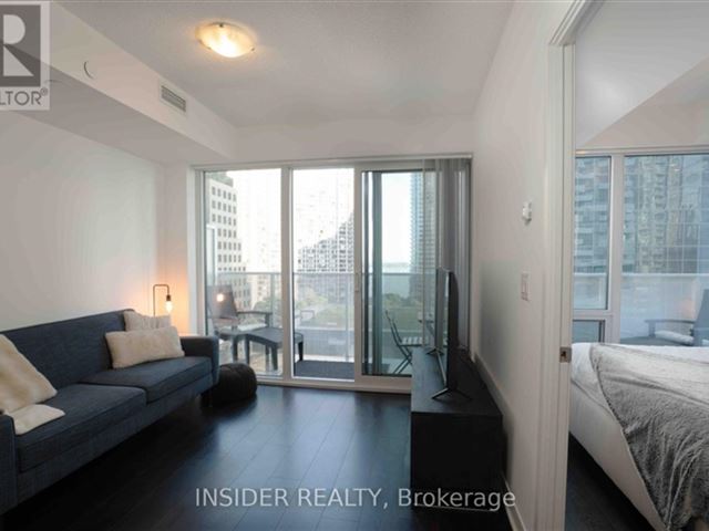 Harbour Plaza Residences - 1409 88 Harbour Street - photo 3