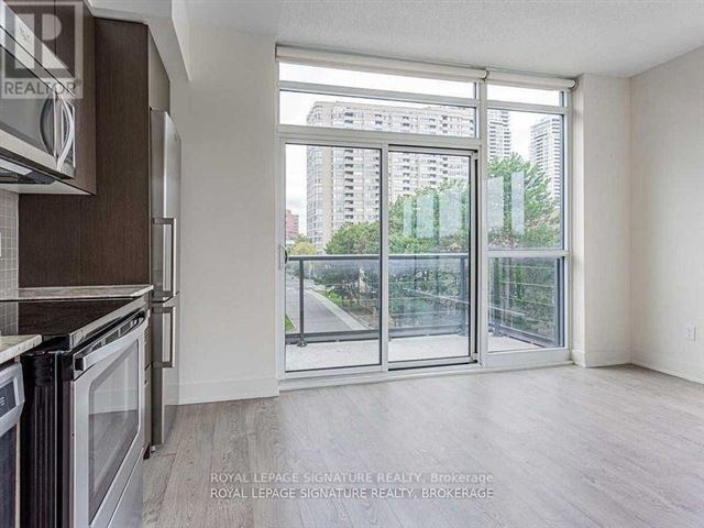 EI8HTY8 Condos - 412 88 Sheppard Avenue East - photo 2