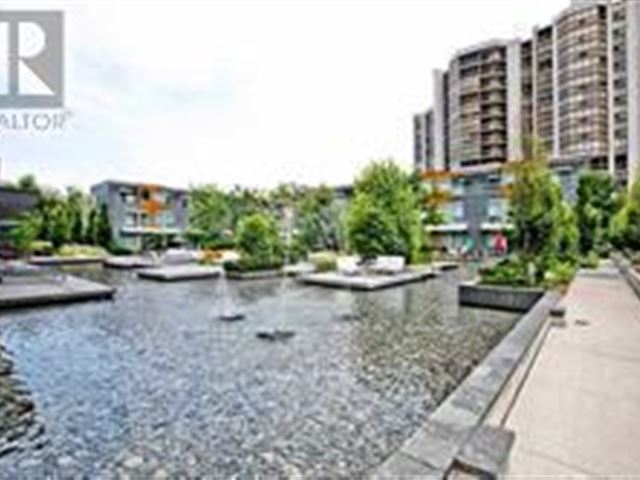 EI8HTY8 Condos - 415 88 Sheppard Avenue East - photo 3