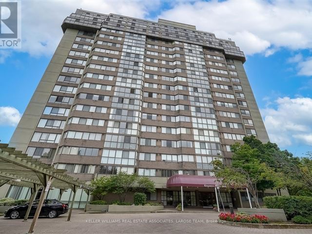 Kingsmere on the Park - 404 880 Dundas Street West - photo 1