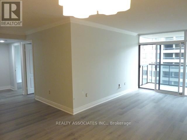 Parkside At Northtown 3 - 801 880 Grandview Way - photo 2