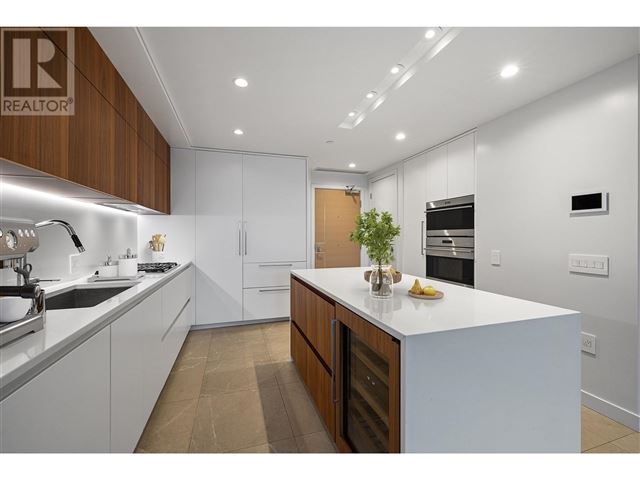 The Smithe - 1203 885 Cambie Street - photo 2