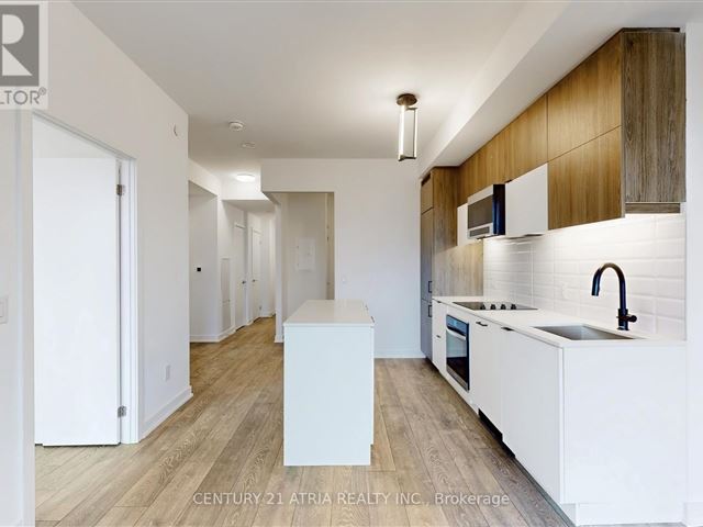 8888 Yonge Street Condos - 220 8888 Yonge Street - photo 1