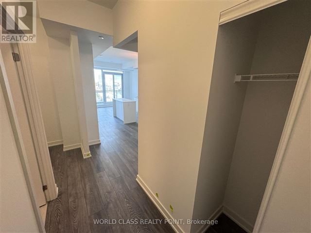 8888 Yonge Street Condos - 618 8888 Yonge Street - photo 2