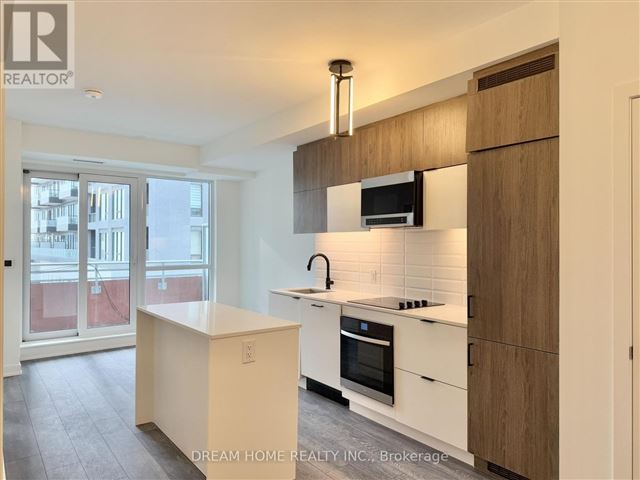 8888 Yonge Street Condos - 205 8888 Yonge Street - photo 2