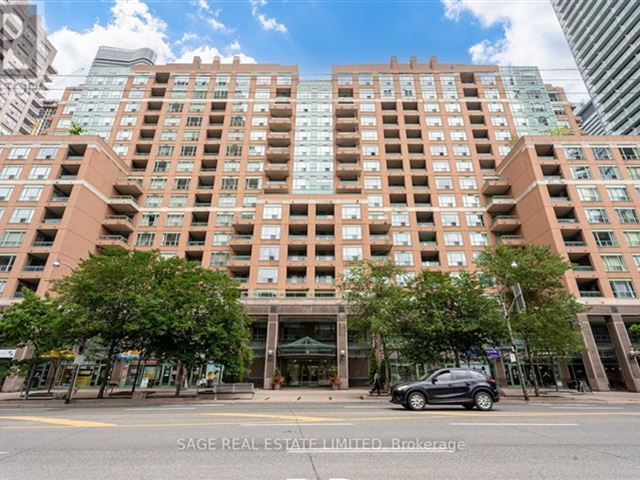 Opera Place 2 - 1612 889 Bay Street - photo 1