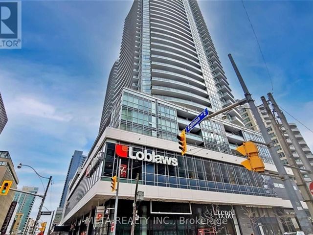 The Madison at Yonge and Eglinton - 2406 98 Lillian Street - photo 1