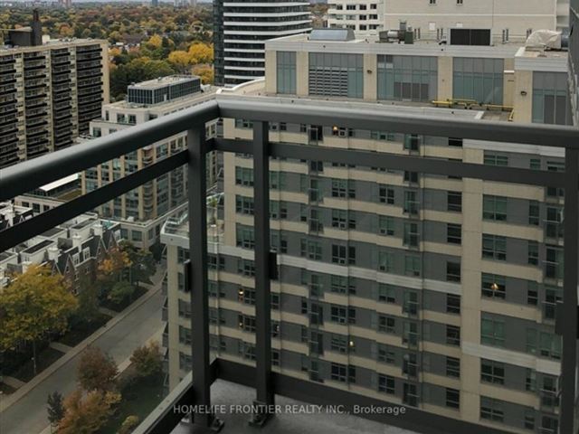 The Madison at Yonge and Eglinton - 1906 98 Lillian Street - photo 1