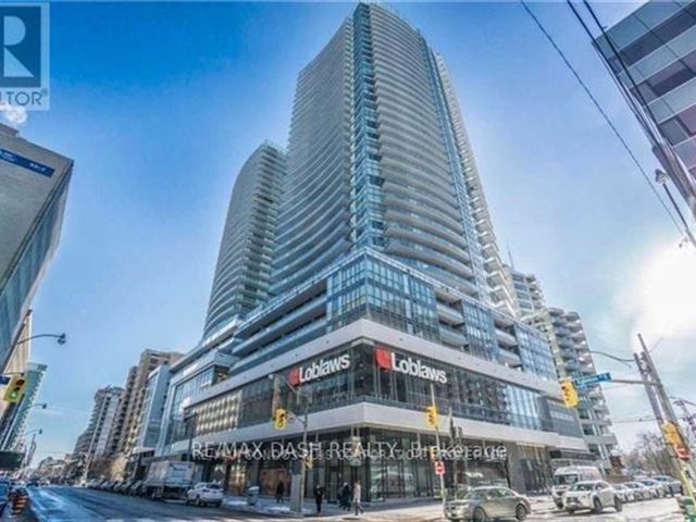 The Madison at Yonge and Eglinton - 3310 98 Lillian Street - photo 1