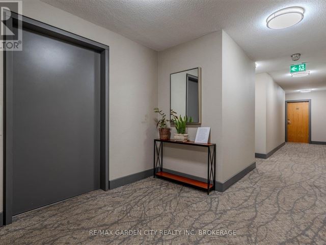 897 Sheppard Condos - 202 897 Sheppard Avenue West - photo 3