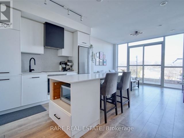 The Logan Residences - 403 899 Queen Street East - photo 2