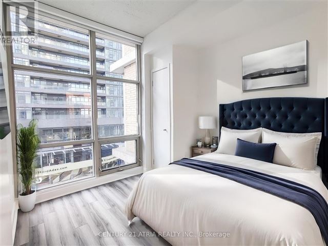 Harbour View Estates 1 - 511 9 Spadina Avenue - photo 1