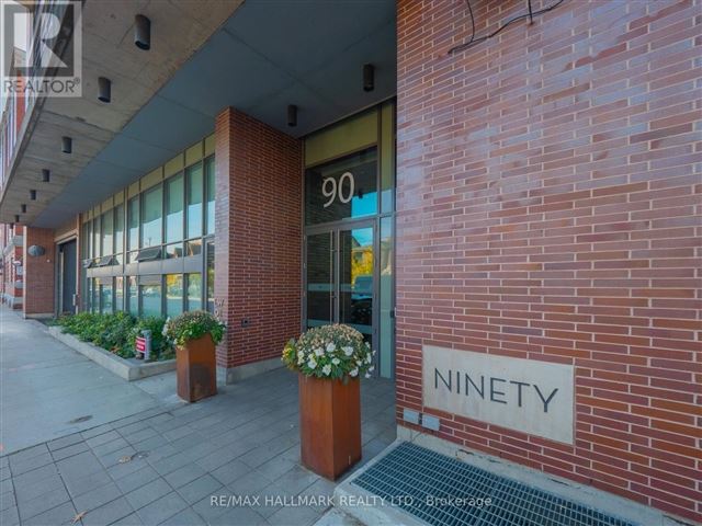 The Ninety - 526 90 Broadview Avenue - photo 1