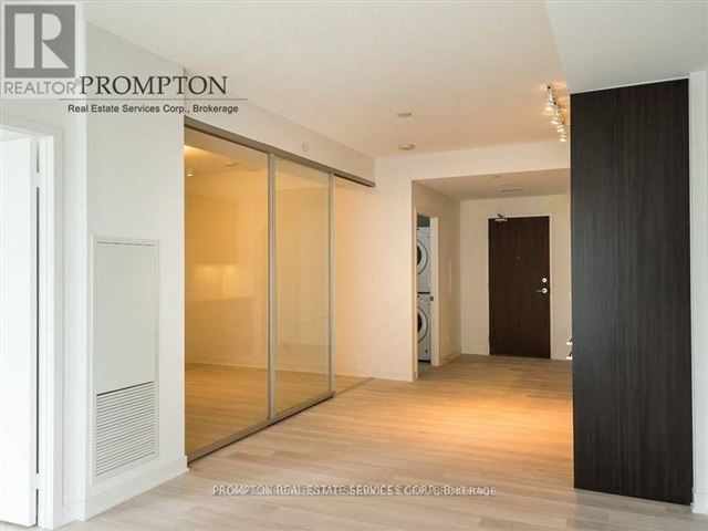 Newton Condos - 607 80 Queens Wharf Road - photo 2