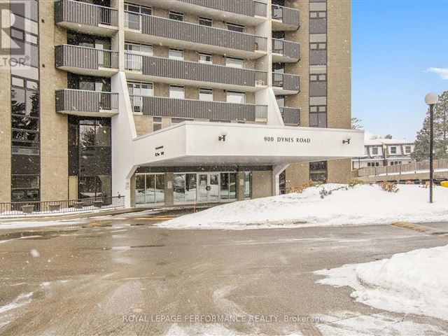 Chateau Royale East - 2306 900 Dynes Road - photo 2