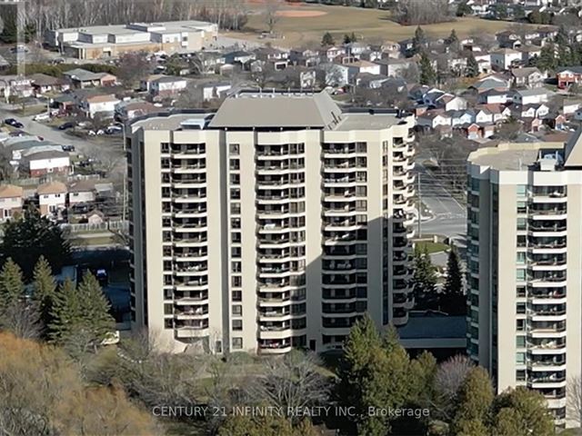 Plaza 900 - 704 900 Wilson Road North - photo 2