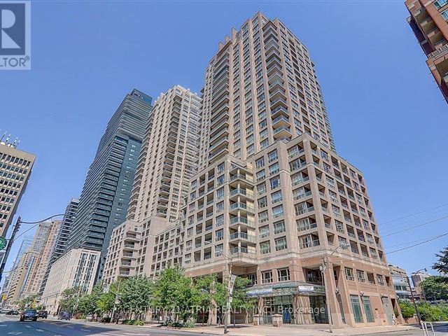 The Allegro - 716 909 Bay Street - photo 1