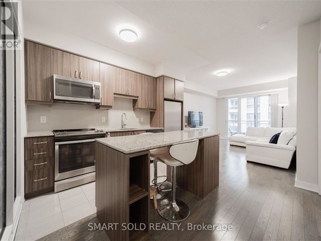 9191 Yonge ST - sw415 9191 Yonge Street - photo 1