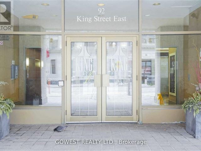 King Plaza - 308 92 King Street East - photo 2