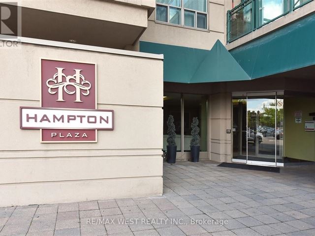 Hampton Plaza - 705 920 Sheppard Avenue West - photo 2