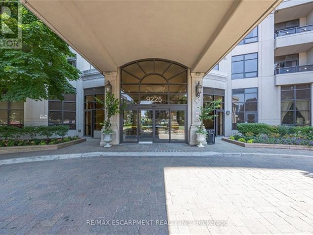 Bellaria Residences - 206 9225 Jane Street - photo 2