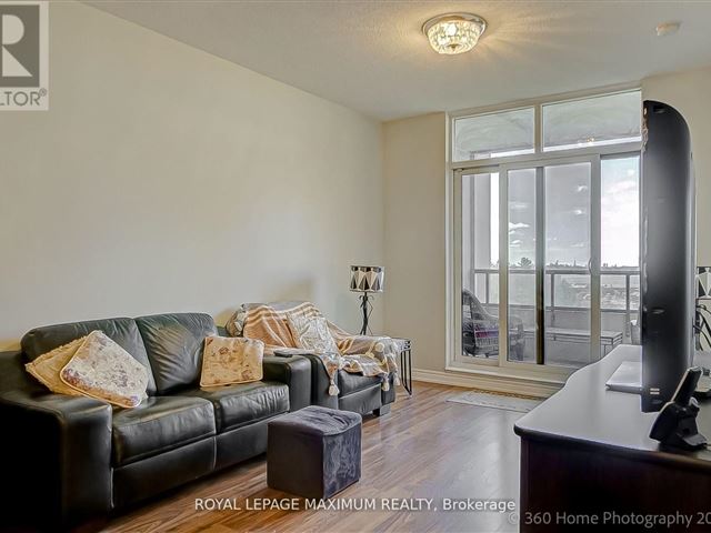 Bellaria Tower 3 - 706 9245 Jane Street - photo 3