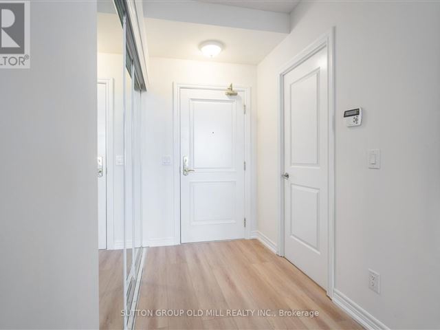 Bellaria Tower 3 - 515 9245 Jane Street - photo 3