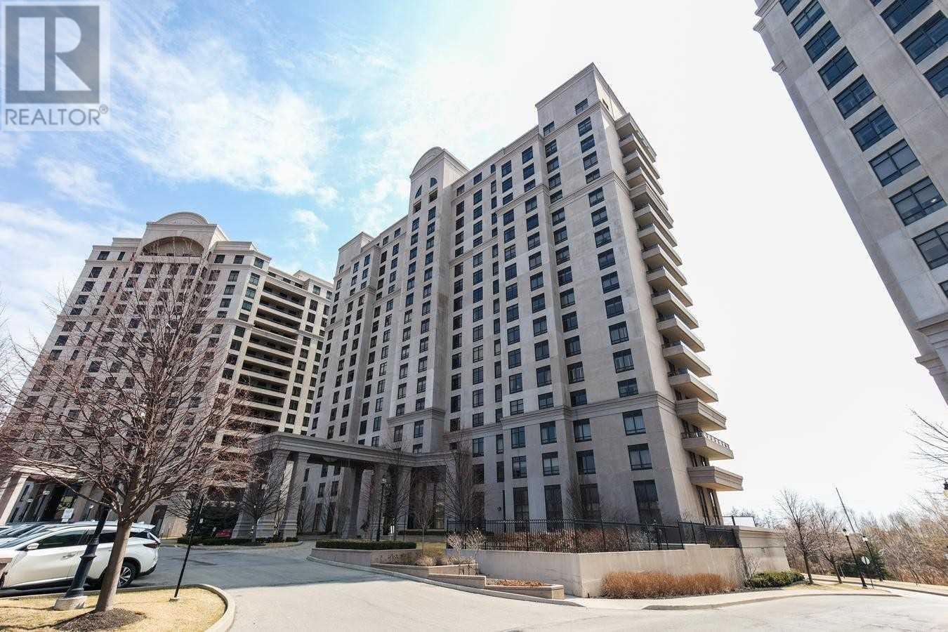 9245 Jane Street, Unit 411, Vaughan — For sale @ $849,000 | CondoDork.com