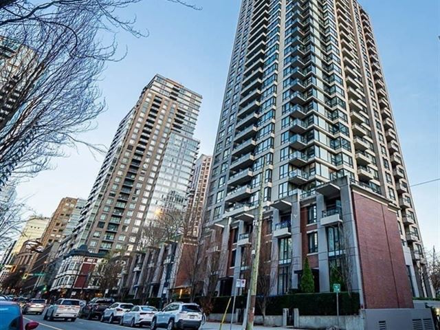 Yaletown Park 1 - 402 928 Homer Street - photo 2