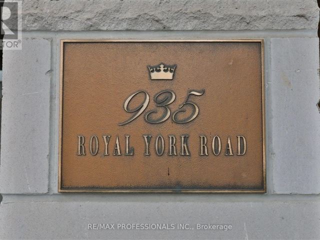 The Regency - ph603 935 Royal York Road - photo 2