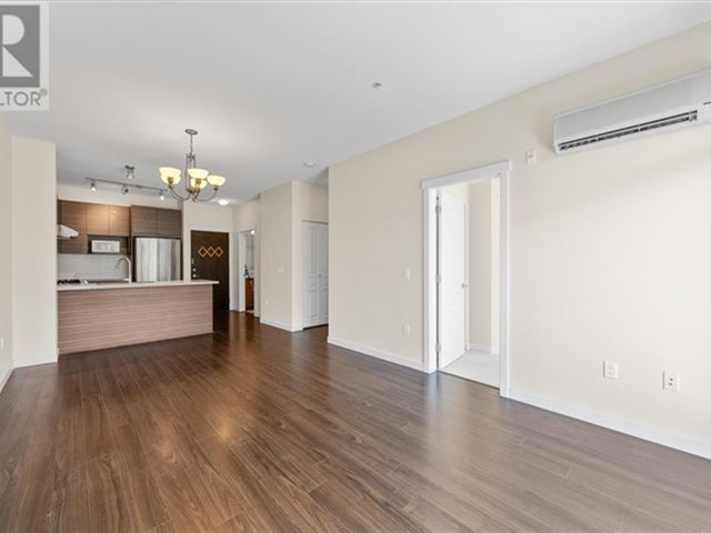 Mayfair Place - 336 9399 Odlin Road - photo 2