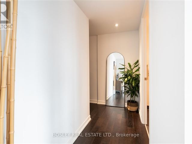 Six50 King - 1006 95 Bathurst Street - photo 2