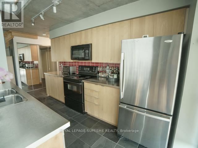 King West Village Lofts - 516 954 King Street West - photo 2