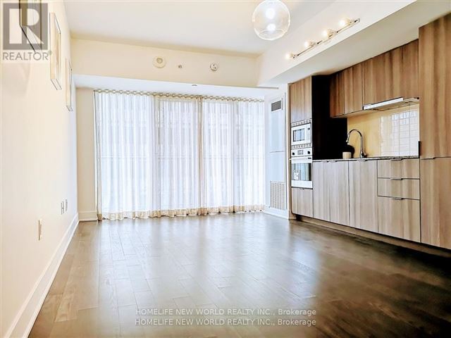 The Britt Condos - 1108 955 Bay Street - photo 3