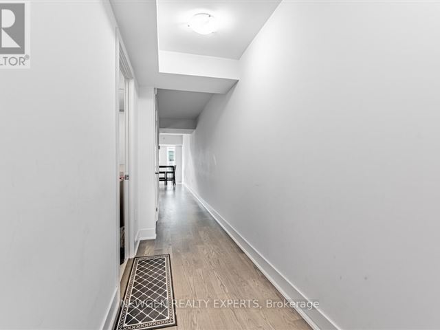 The Britt Condos - 815 955 Bay Street - photo 2