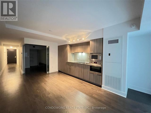 The Britt Condos - 418 955 Bay Street - photo 3