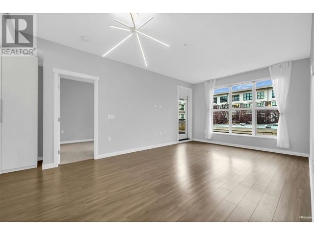 Trafalgar Square - 225 9551 Alexandra Road - photo 1