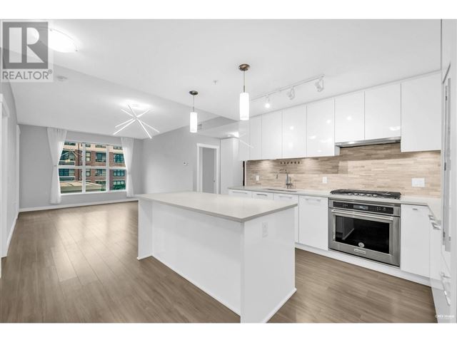 Trafalgar Square - 225 9551 Alexandra Road - photo 1