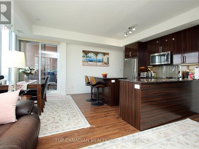 9608 Yonge Street Condos - 1111b 9600 Yonge Street - photo 3