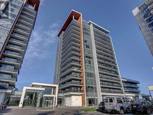 9608 Yonge Street Condos - 711b 9600 Yonge Street - photo 2