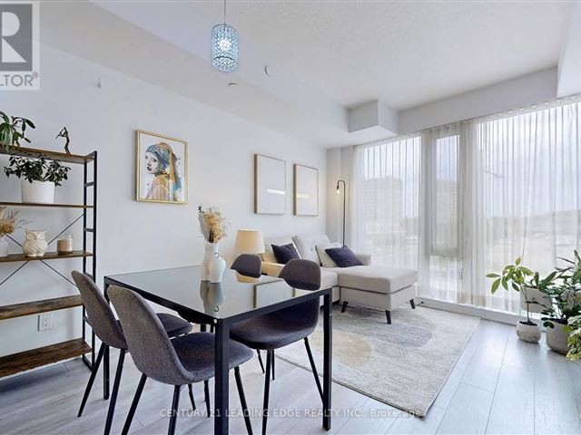 9608 Yonge Street Condos - 201 9600 Yonge Street - photo 3