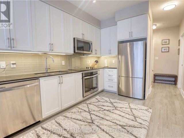 9608 Yonge Street Condos - 513a 9600 Yonge Street - photo 2