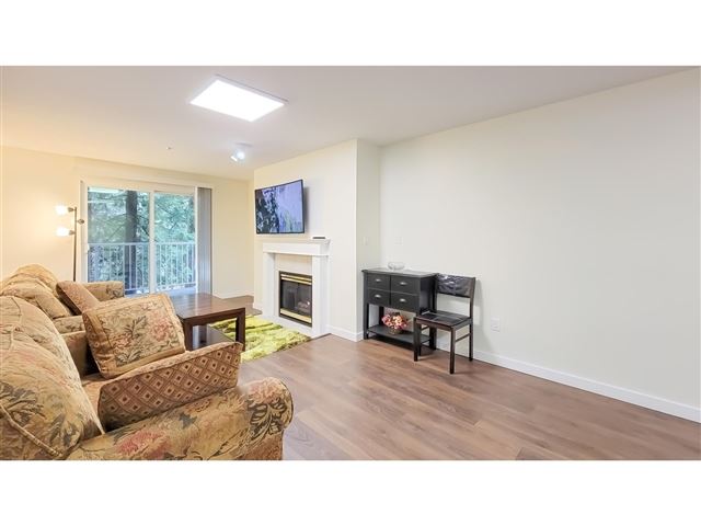 Hartford Woods - 305 9626 148 Street - photo 3