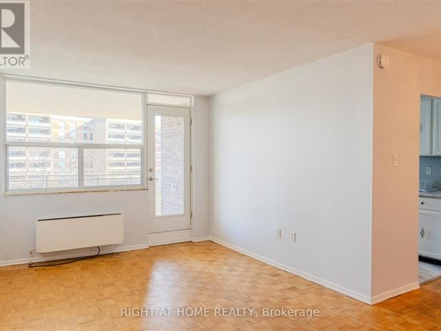 966 Inverhouse Condos - 712 966 Inverhouse Drive - photo 3