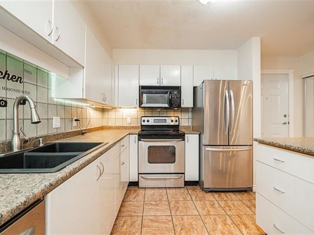 9668 148 St - 208 9668 148 Street - photo 2