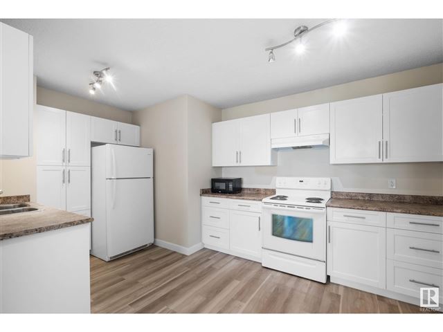 9710 105 ST NW - 703 9710 105 Street Northwest - photo 1