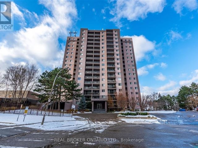 Halton Tower - 201 975 Warwick Court - photo 1