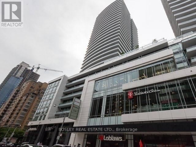 The Madison at Yonge and Eglinton - 1714 98 Lillian Street - photo 2