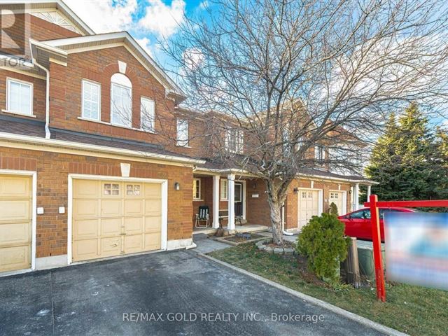 The Homestead in Brampton - 32 9800 Mclaughlin Road North - photo 3